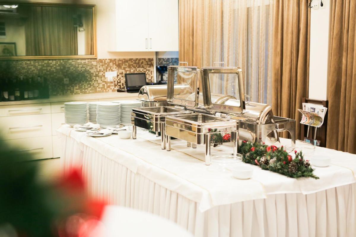 Wing Club Hotel Jagodina Kültér fotó