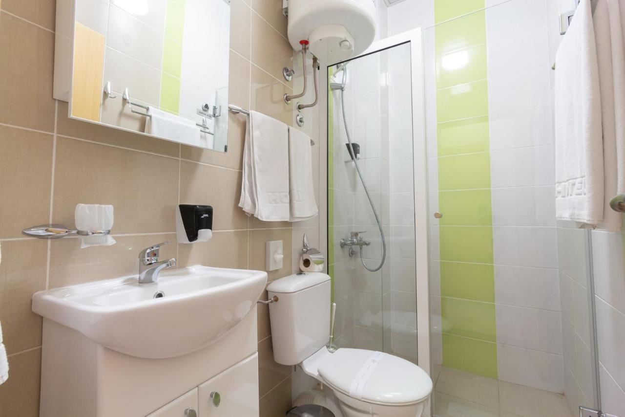 Wing Club Hotel Jagodina Kültér fotó